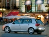 37_Volkswagen_Golf_MK5_Wallpaper.JPG